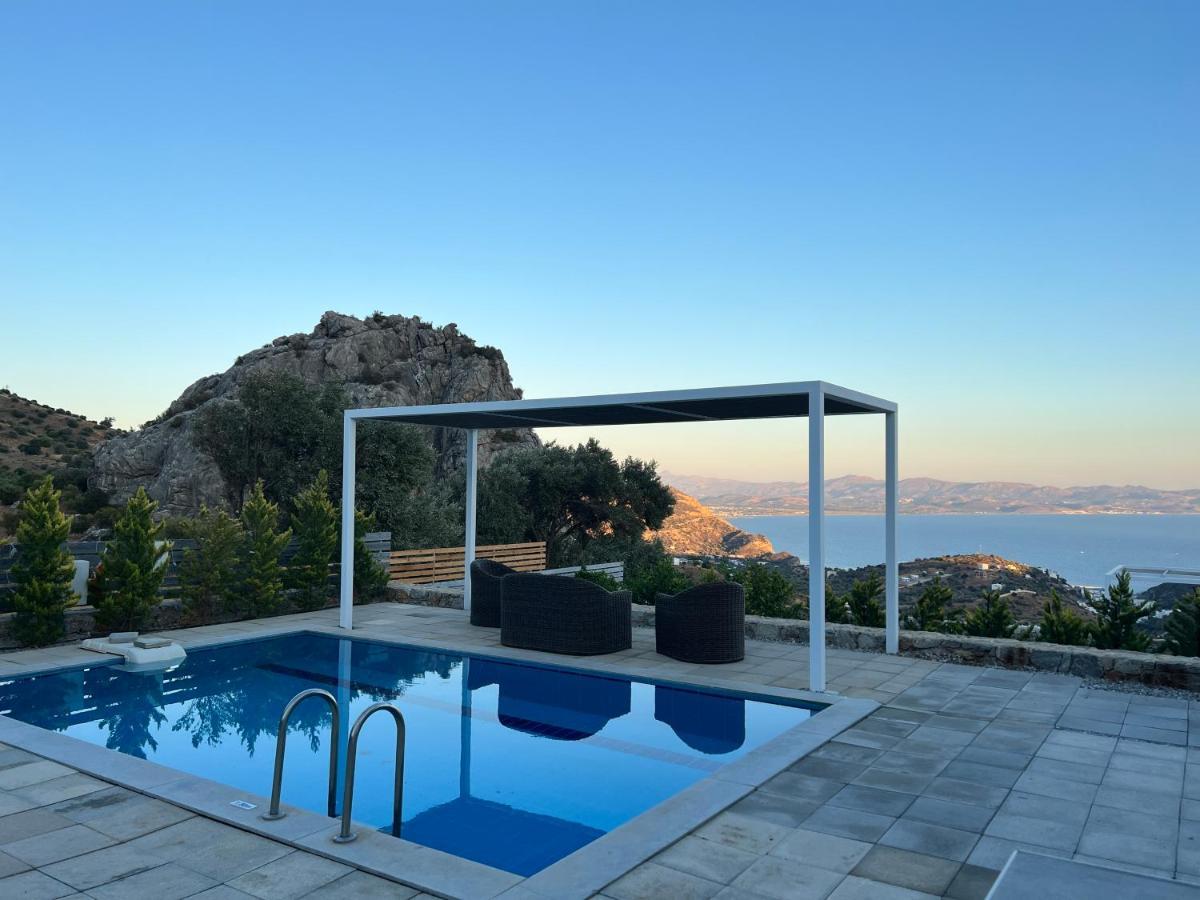 Evgoro Luxury Suites 아기아갈리니 외부 사진