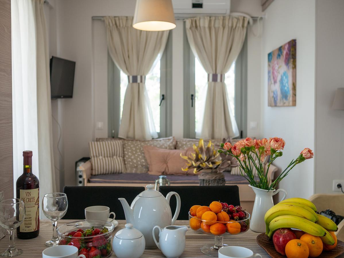 Evgoro Luxury Suites 아기아갈리니 외부 사진